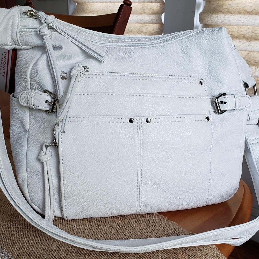 Bueno white shoulder bag